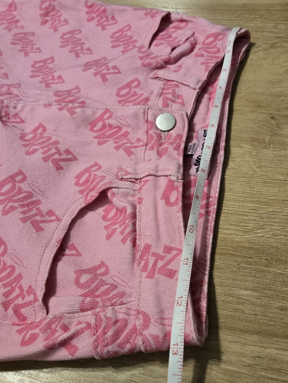 Dolls Kill x Bratz Pink Logo All Over Denim Jeans Pants S - Picture 6 of 6